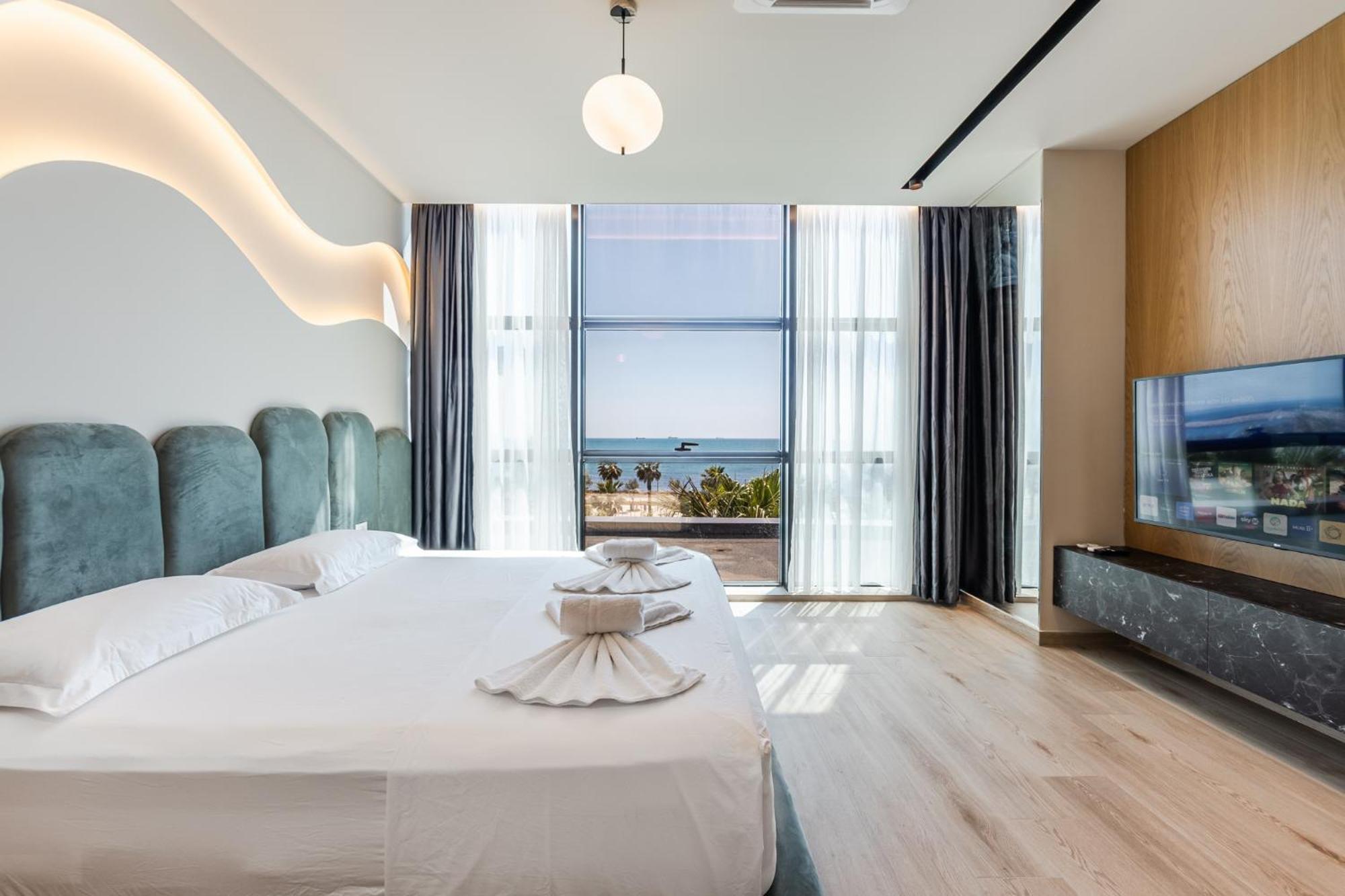 Marina Luxury Suites By Ps Дуррес Екстер'єр фото