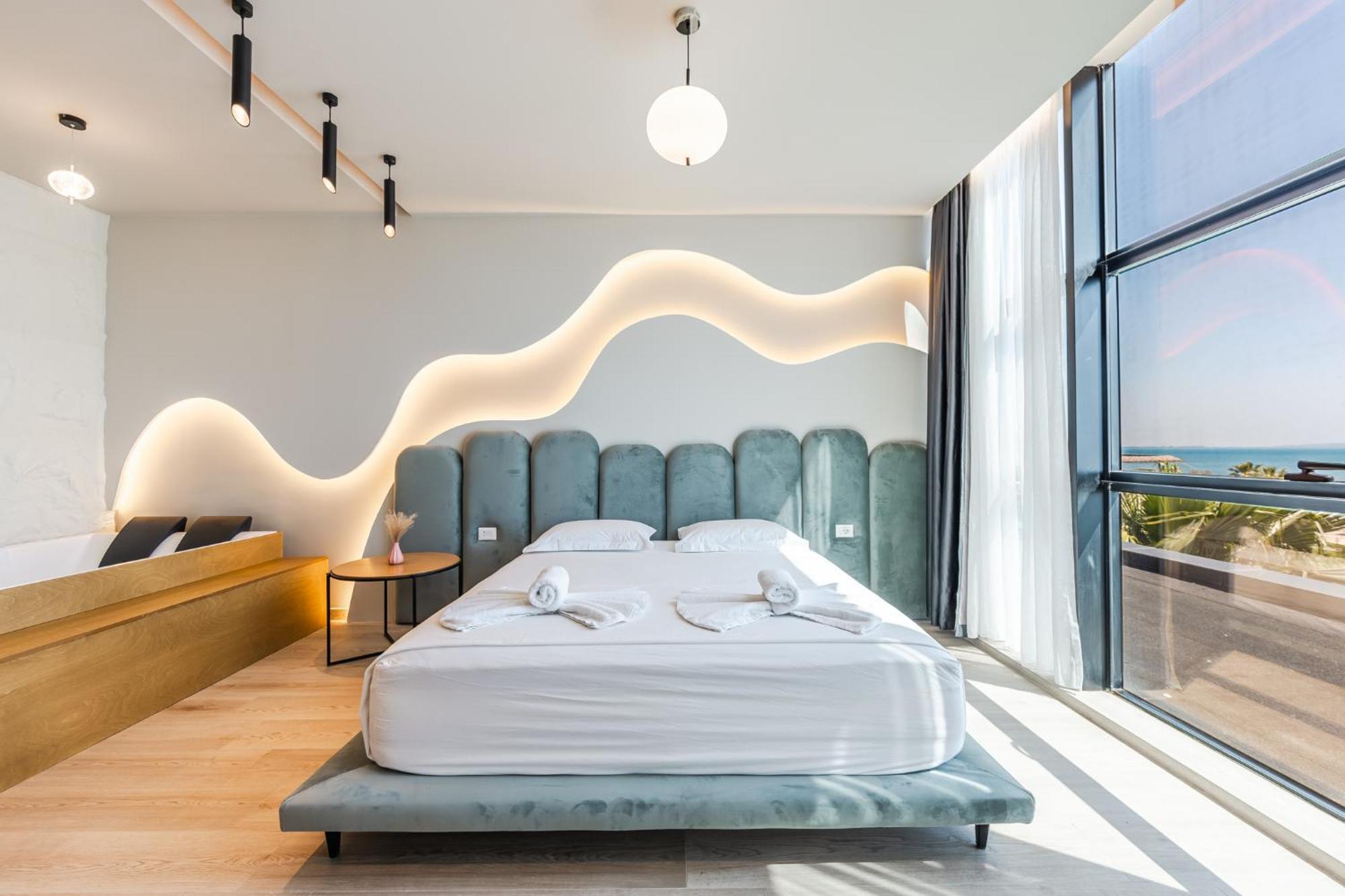 Marina Luxury Suites By Ps Дуррес Екстер'єр фото